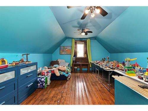 6005 23 Street, Lloydminster, AB - Indoor Photo Showing Bedroom