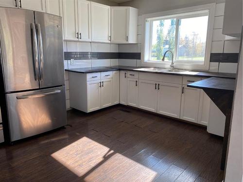 209 Main Street, Waseca, SK - Indoor Photo Showing Kitchen