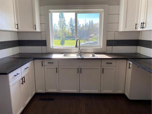 209 Main Street, Waseca, SK - Indoor Photo Showing Kitchen With Double Sink