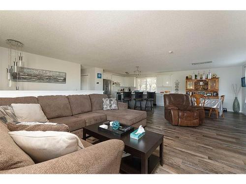 Ne 34-46-26-W3, Rural, SK - Indoor Photo Showing Living Room