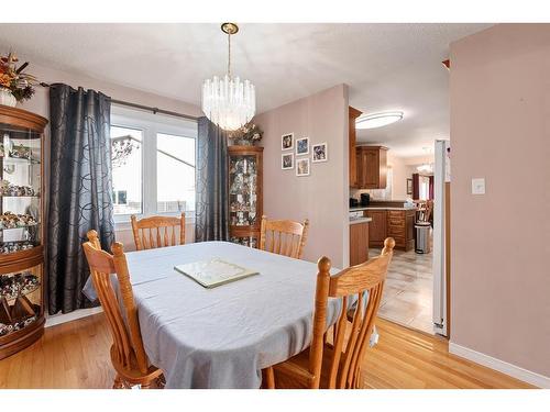 5620 42 St, Lloydminster, AB - Indoor Photo Showing Dining Room