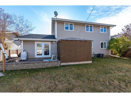 5620 42 St, Lloydminster, AB - Outdoor With Exterior