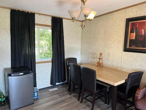 4823 52 Avenue, Irma, AB - Indoor Photo Showing Dining Room