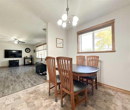 5116 49 Street, Provost, AB - Indoor Photo Showing Dining Room