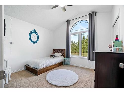 48 Lakeview Estates, Rural Vermilion River, County Of, AB - Indoor Photo Showing Bedroom