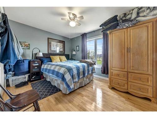 73 White Tail Avenue, Rural Vermilion River, County Of, AB - Indoor Photo Showing Bedroom