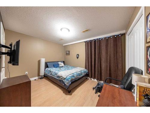 3102 66 Avenue Court, Lloydminster, AB - Indoor Photo Showing Bedroom