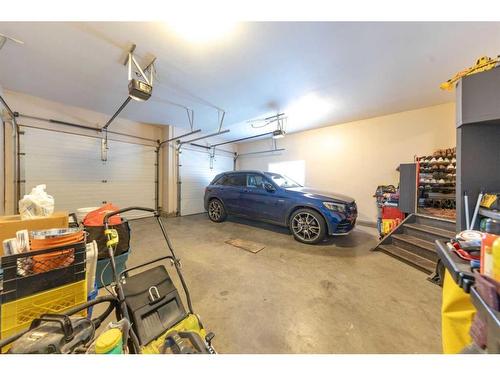 3102 66 Avenue Court, Lloydminster, AB - Indoor Photo Showing Garage