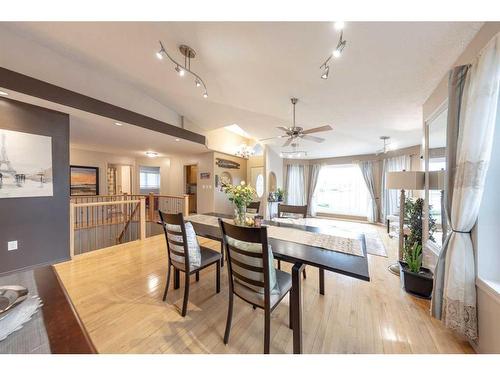 3102 66 Avenue Court, Lloydminster, AB - Indoor Photo Showing Dining Room