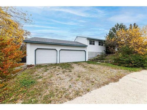 5001 51 Street, Kitscoty, AB - Outdoor