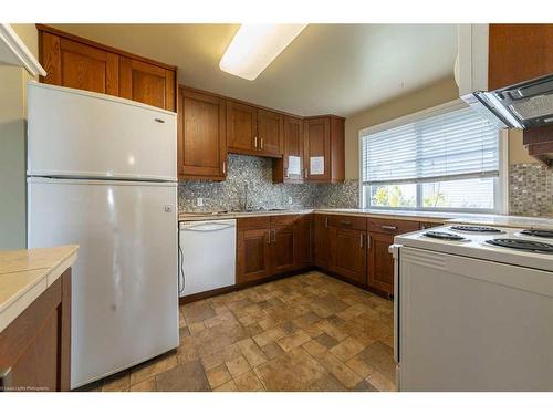 5001 51 Street, Kitscoty, AB - Indoor Photo Showing Kitchen