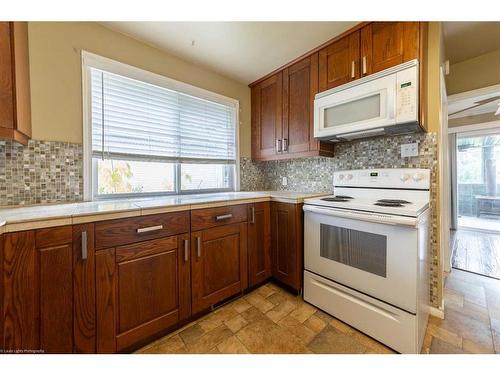 5001 51 Street, Kitscoty, AB - Indoor Photo Showing Kitchen