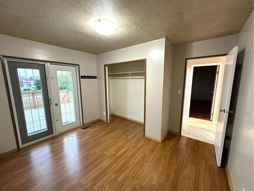 4821 48 Street, Hardisty, AB - Indoor Photo Showing Other Room