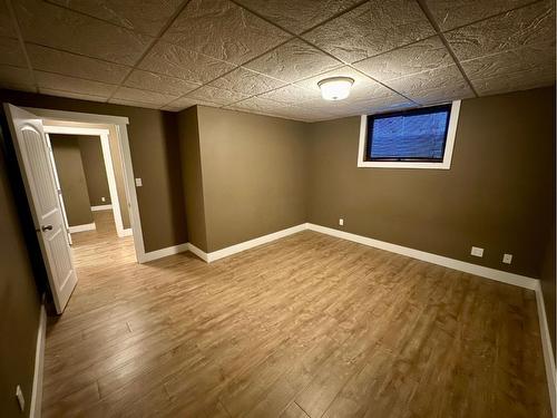 4821 48 Street, Hardisty, AB - Indoor Photo Showing Other Room