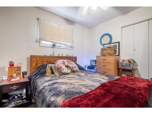 4801 46 Street, Lloydminster, SK - Indoor Photo Showing Bedroom