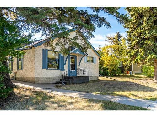 4801 46 Street, Lloydminster, SK - Outdoor