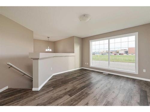 6708 39 Street, Lloydminster, AB - Indoor Photo Showing Other Room