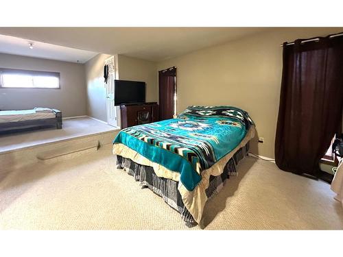 206 4 Avenue North, Marwayne, AB - Indoor Photo Showing Bedroom