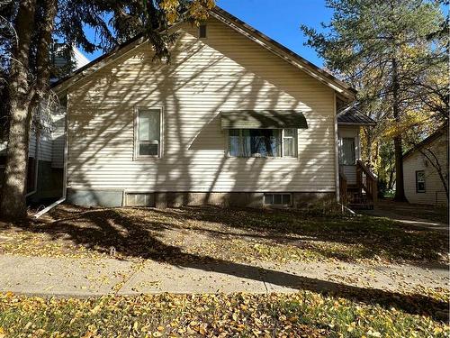 5207 48 Street, Provost, AB - Outdoor