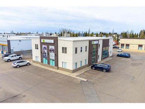 2602 50 Avenue, Lloydminster, AB 