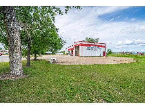 20 Railway Avenue South, Marwayne, AB 