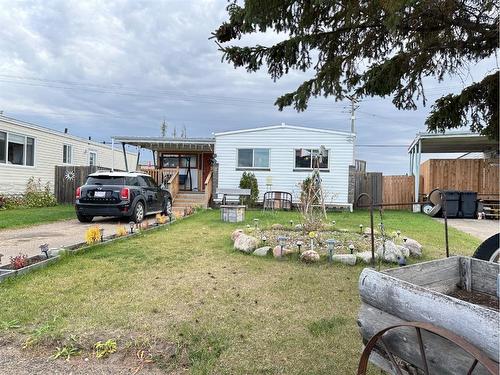 8-5308 57 Street, Lloydminster, AB 