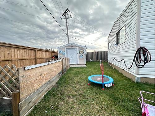 8-5308 57 Street, Lloydminster, AB 