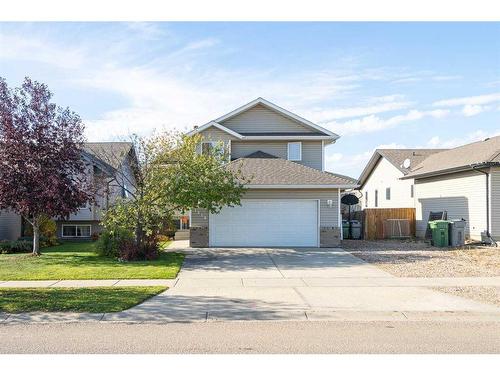 1816 52 Avenue, Lloydminster, AB - Outdoor With Facade