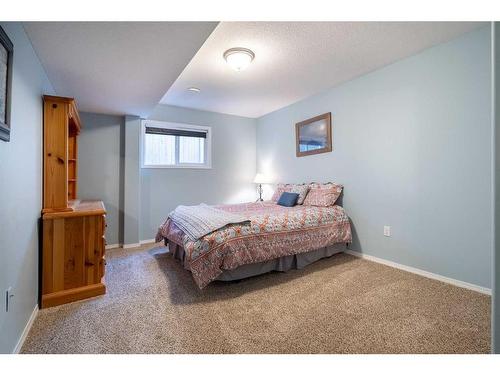 1816 52 Avenue, Lloydminster, AB - Indoor Photo Showing Bedroom