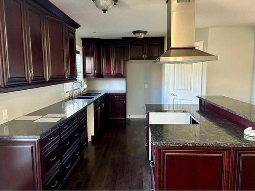 304 Main Street, Waseca, SK - Indoor Photo Showing Kitchen With Double Sink