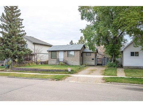 4711 43 Street, Lloydminster, SK - Outdoor