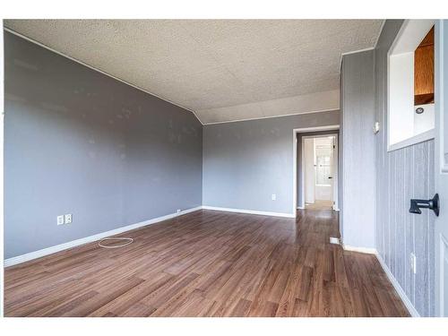 4711 43 Street, Lloydminster, SK - Indoor Photo Showing Other Room