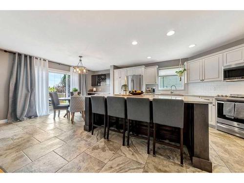 5204 24 Street, Lloydminster, AB - Indoor Photo Showing Kitchen