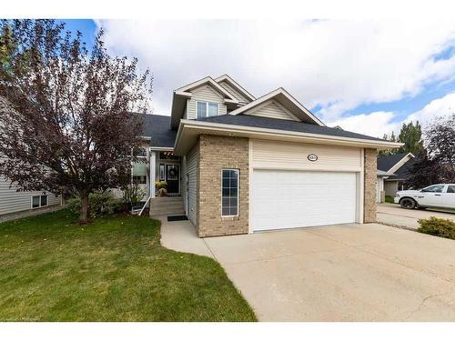 5204 24 Street, Lloydminster, AB - Outdoor