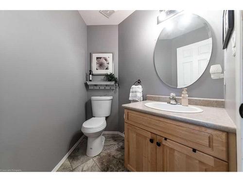 5204 24 Street, Lloydminster, AB - Indoor Photo Showing Bathroom