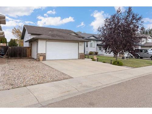 6604 34 Street, Lloydminster, AB - Outdoor