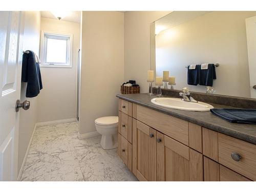 451074 Rge Rd 74, Rural Wainwright No. 61, M.D. Of, AB - Indoor Photo Showing Bathroom