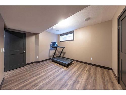 1604 52B Avenue Close, Lloydminster, AB - Indoor Photo Showing Gym Room