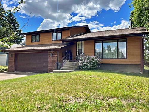 5821 52 Avenue, Vermilion, AB - Outdoor With Facade