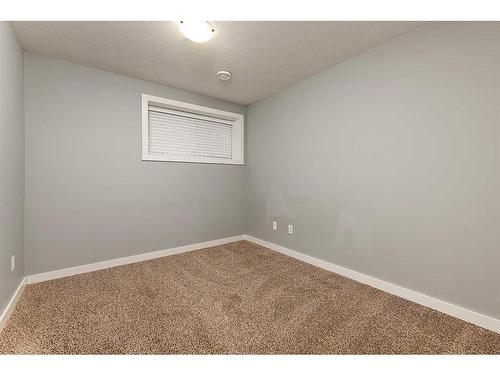 10-4260 41 Street, Lloydminster, SK - Indoor Photo Showing Other Room