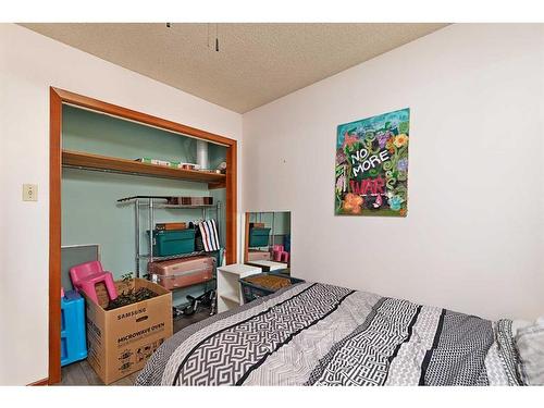 4528 49 Street, Lloydminster, SK - Indoor Photo Showing Bedroom