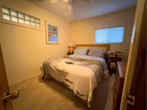 5106 4 Avenue, Chauvin, AB - Indoor Photo Showing Bedroom