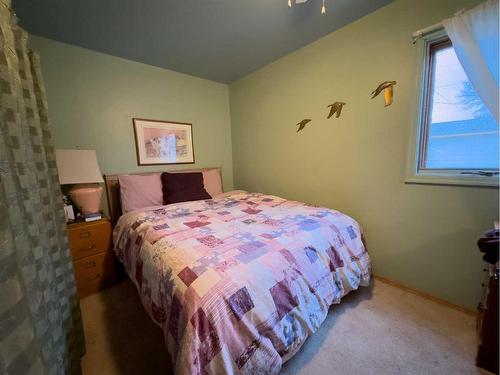 5106 4 Avenue, Chauvin, AB - Indoor Photo Showing Bedroom