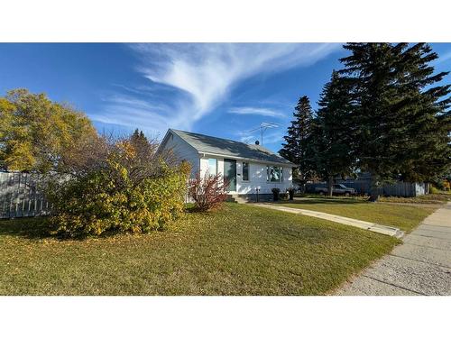 5106 4 Avenue, Chauvin, AB - Outdoor