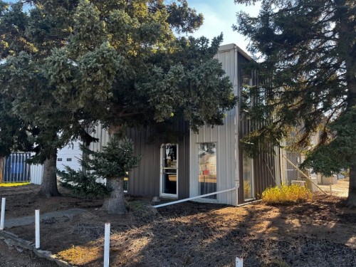 5013 Smith, Fabyan, AB 