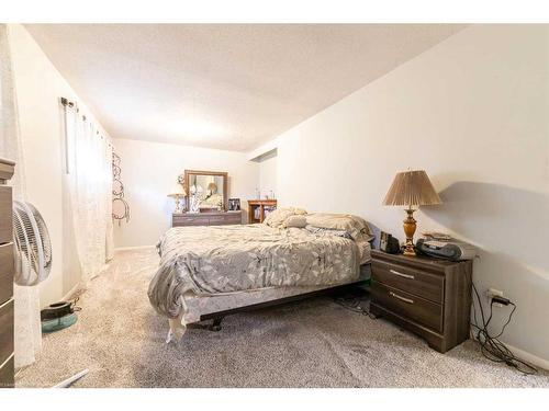 5715 51 Street, Lloydminster, AB - Indoor Photo Showing Bedroom