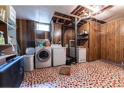 5715 51 Street, Lloydminster, AB - Indoor Photo Showing Laundry Room