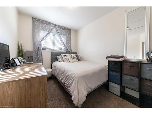 6-1521 47C Avenue, Lloydminster, SK - Indoor Photo Showing Bedroom