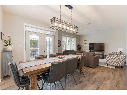 2406 58A Avenue Court, Lloydminster, AB - Indoor Photo Showing Dining Room