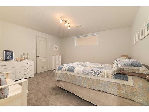 2406 58A Avenue Court, Lloydminster, AB - Indoor Photo Showing Bedroom